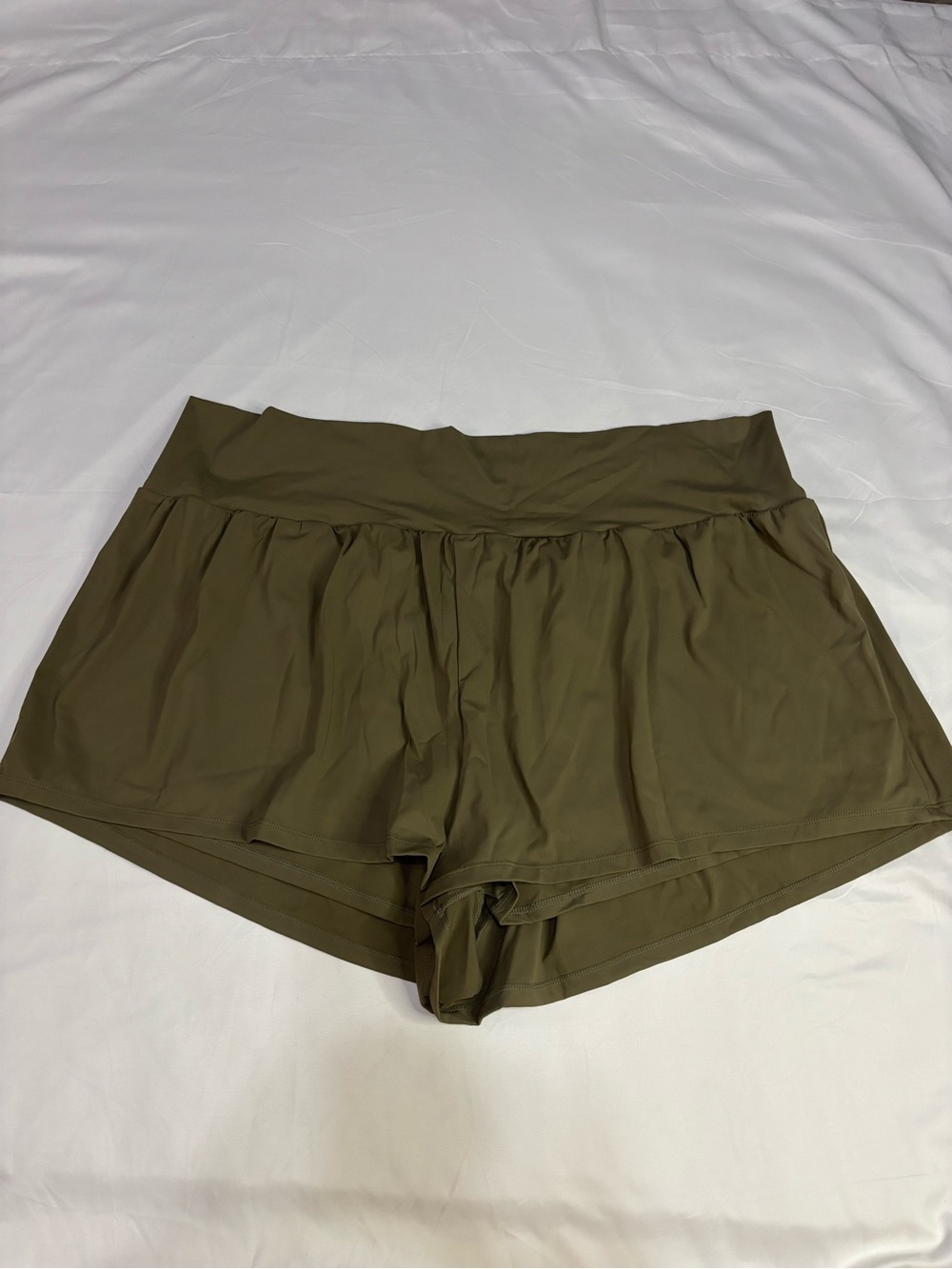Halara Super High Waisted Back Pocket & Side Hidden Pocket 2-in-1 Yoga Shorts 4X